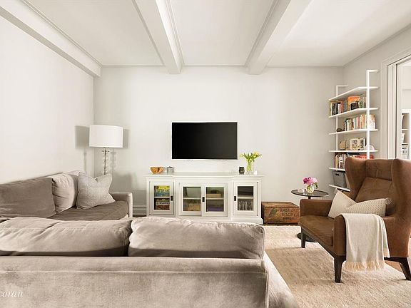 5th image of 9 Prospect Park W APT 4A