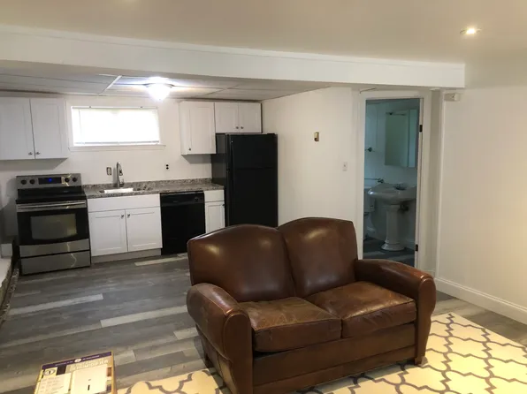 704 Bethel Ave #1, Aston, PA 19014