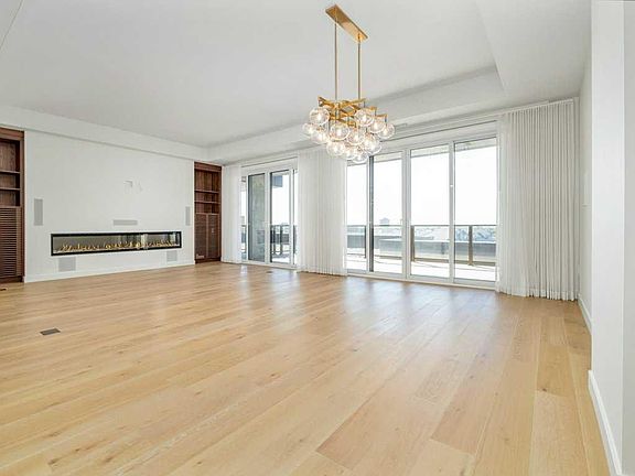 4th image of 102 S Scenic Dr N #606