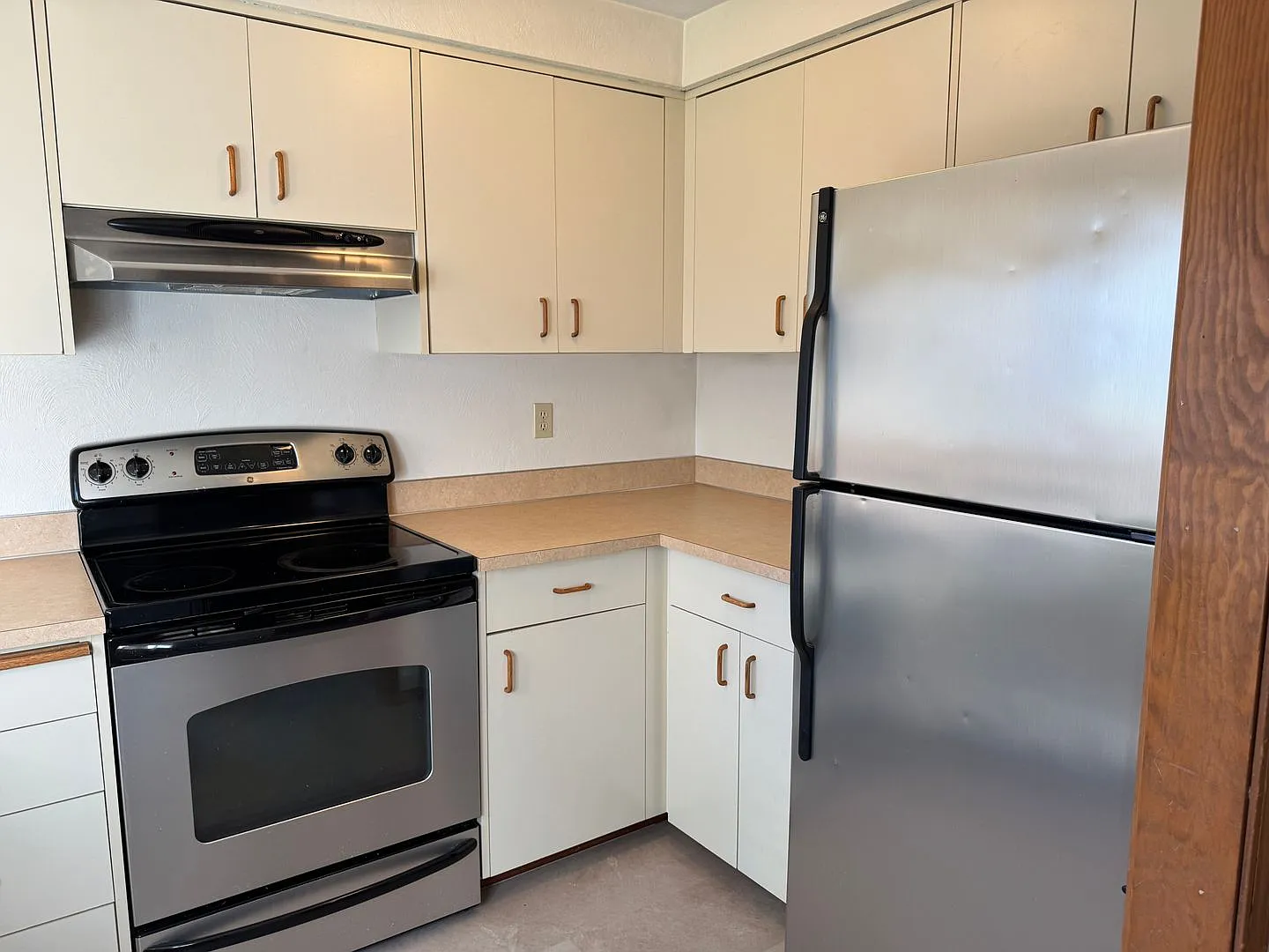 1609 Adkins St. — Photo 4