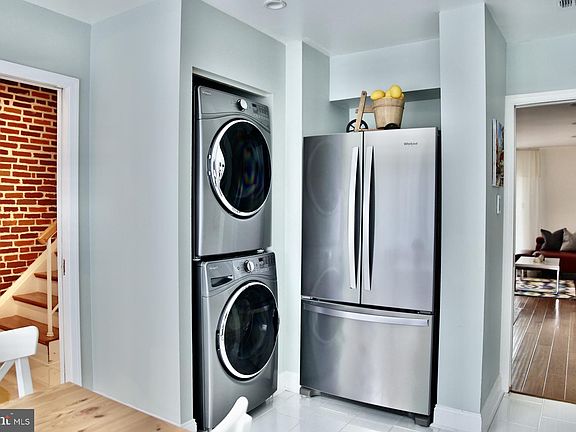 5th image of 3899 Steppes Ct #A