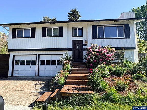 3rd image of 1060 SE Marion Ave