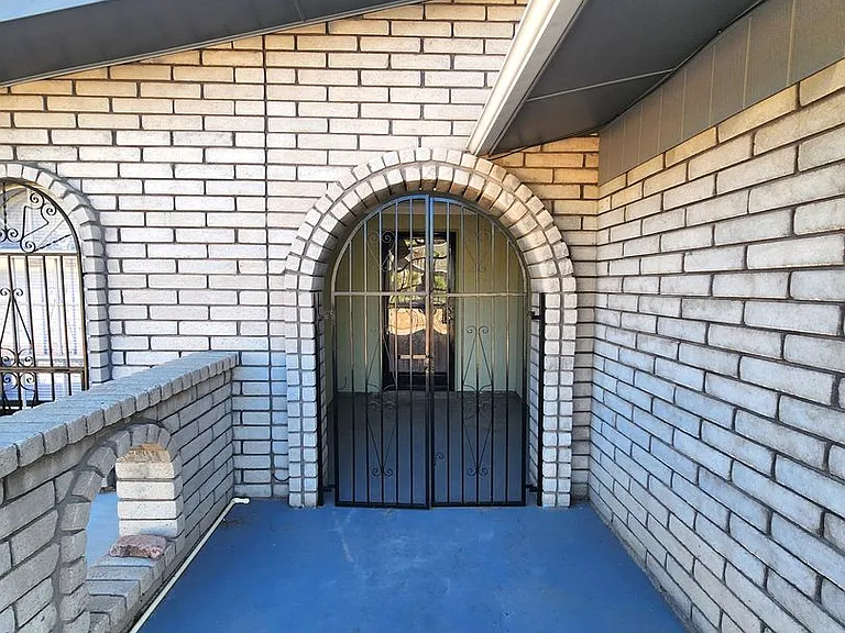 3301 Jupiter Rd — Photo 3