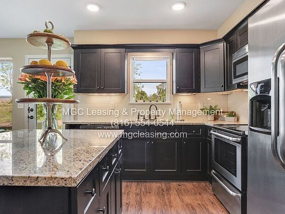 2nd image of 120 NE 93rd St