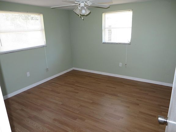 5th image of 5541 Elkhorn Blvd