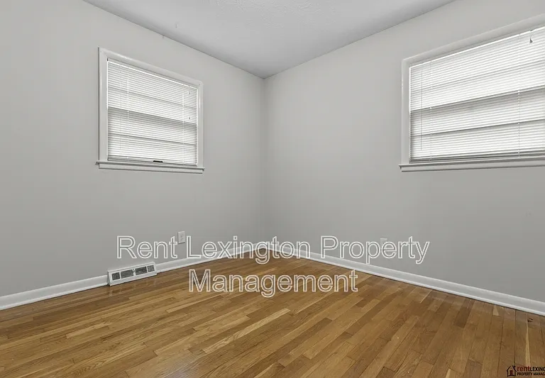 2124 Violet Rd — Photo 12
