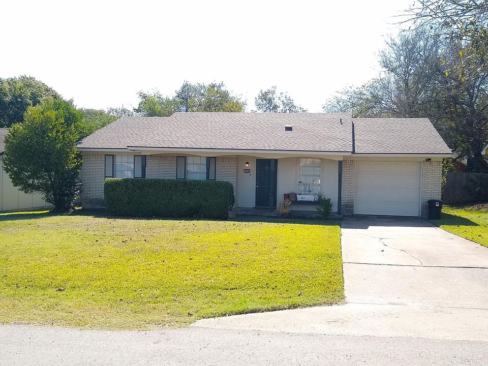 1st image of 318 Linkcrest Dr