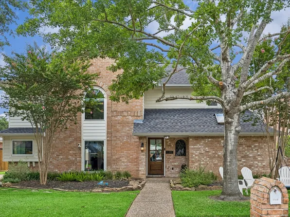 12514 Meadow Lake Dr, Houston, TX 77077