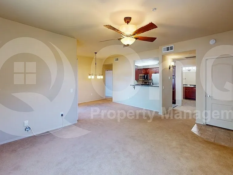 2550 E River Rd #5302 — Photo 5