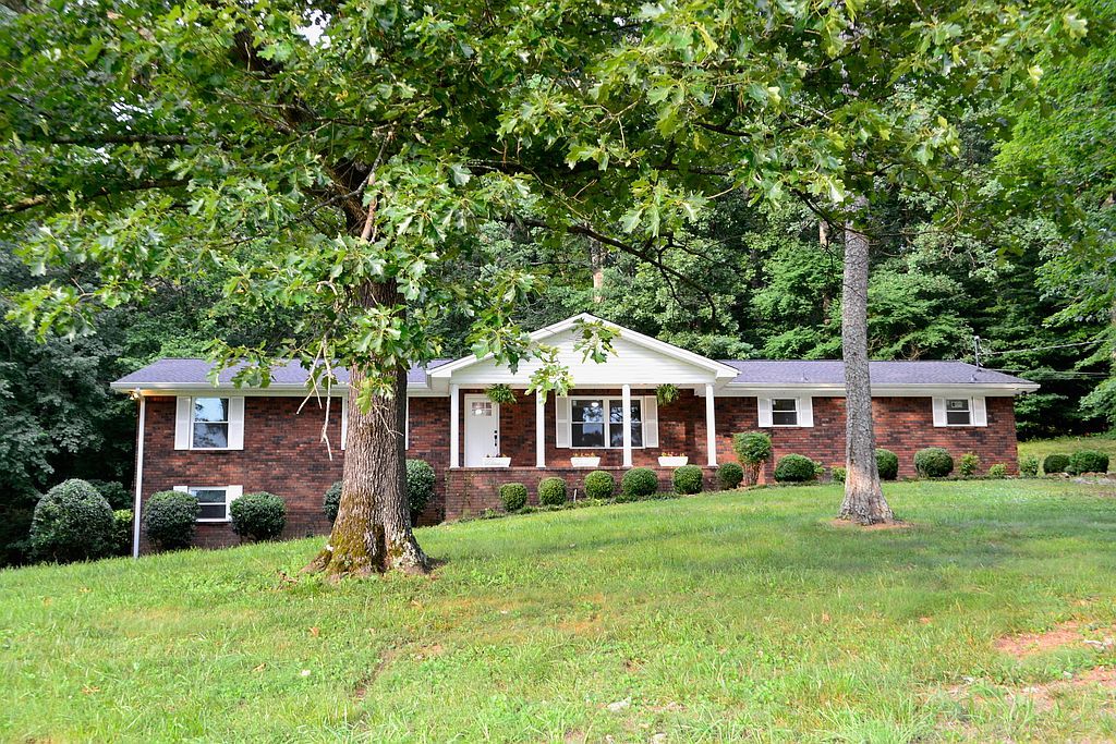 213 Dunn Farm Rd SE - Property Image