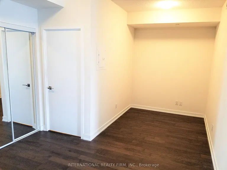 510 Curran Pl #2206 — Photo 4