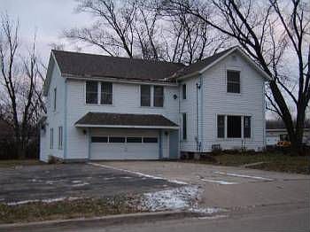 2nd image of 146 W Grand Lake Blvd