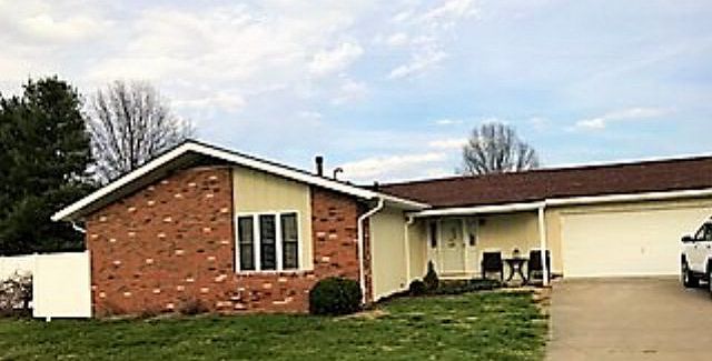 1st image of 2726 Fairlane Dr