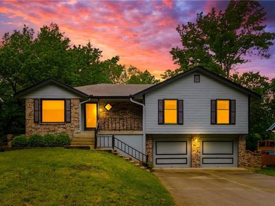 408 SE Brownfield Dr, Lees Summit, MO, 64063