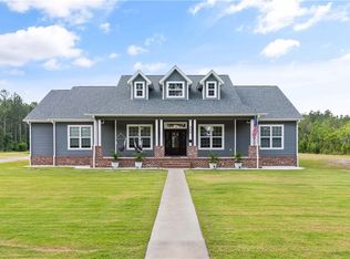 304 Big Pine Dr, Kingsland, GA 31548