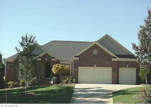1st image of 913 Haddington Ct