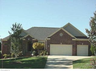 913 Haddington Ct, Whitsett, NC 27377