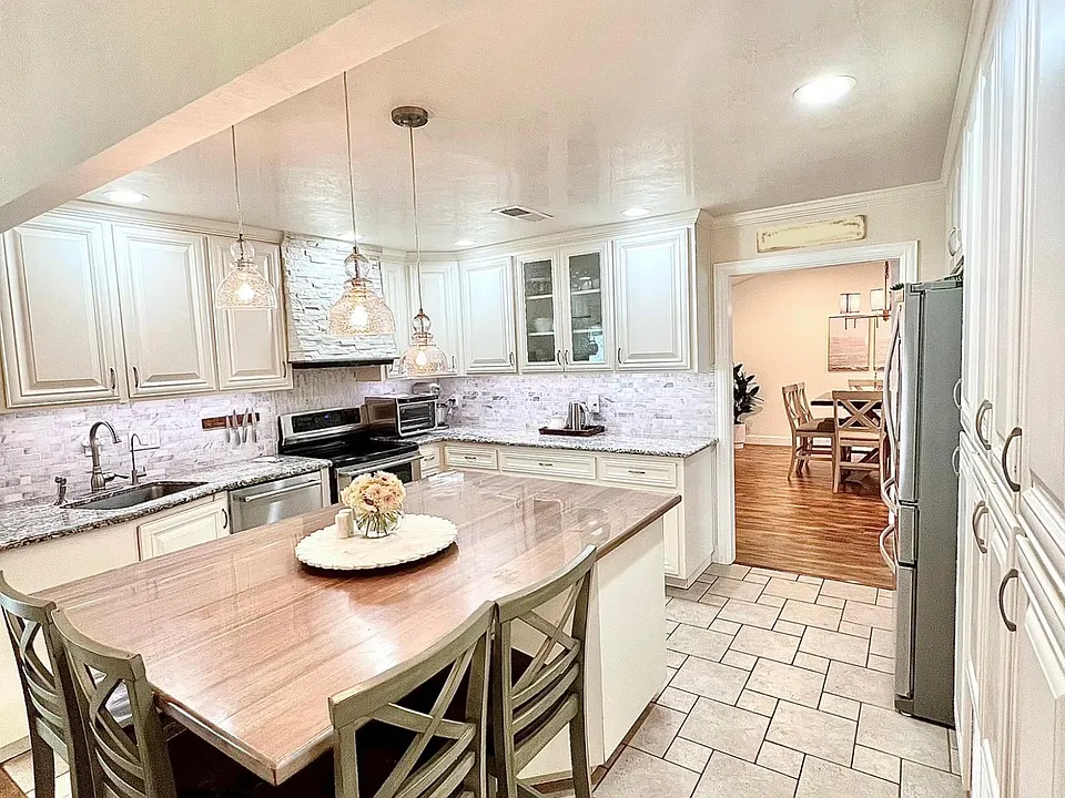 3342 Calico Ct
