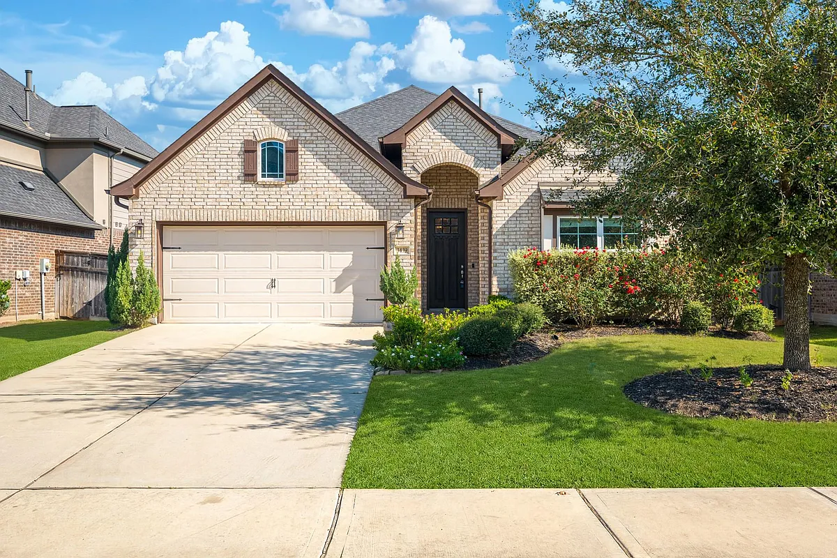 Building Photo - 3439 Crescent Vista Dr