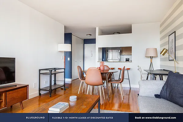 Rented by The Blueground | media 4