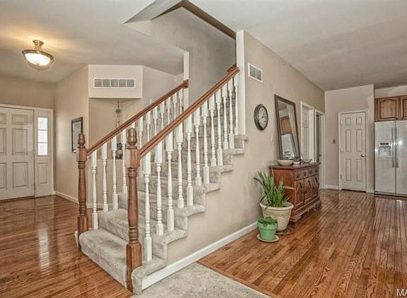 3rd image of 6003 Southcrest Way