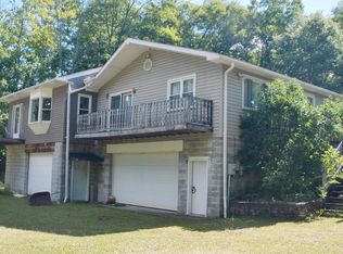 216 Pattison Ave, Marienville, PA 16239