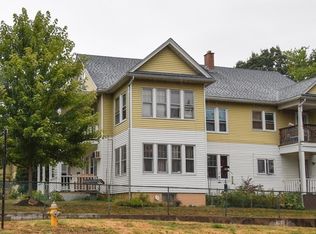 211-213 Chapin Ter, Springfield, MA 01104