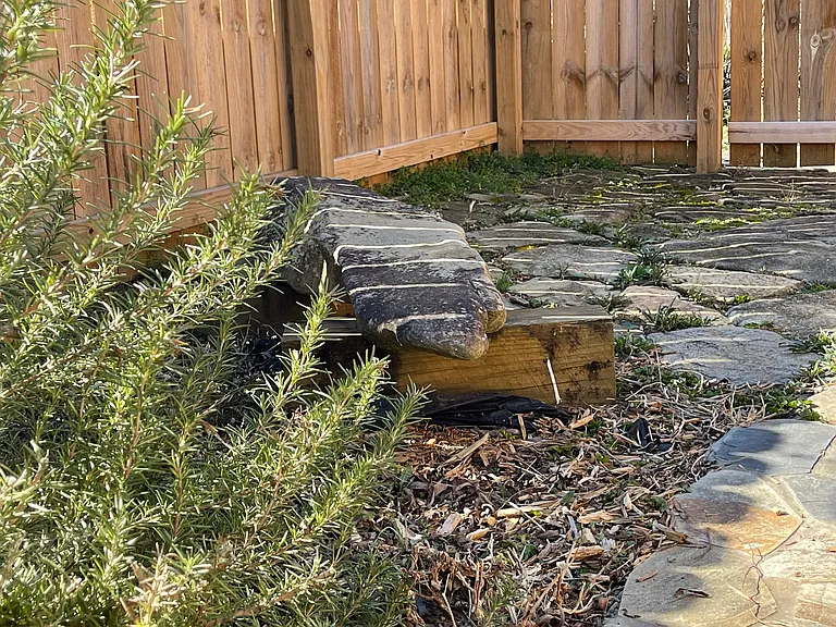 505 Dennis St — Photo 12
