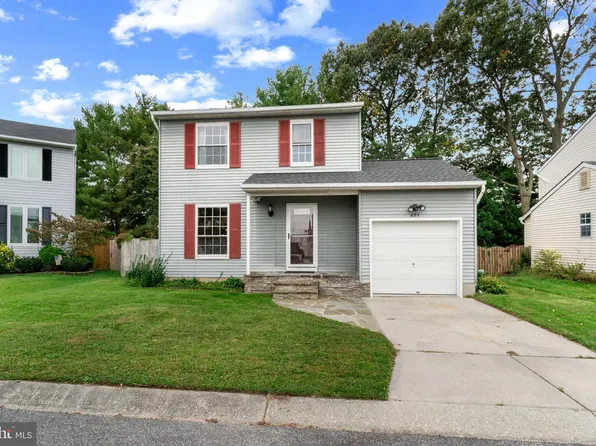 605 Gearing Ct E, Millersville, MD 21108