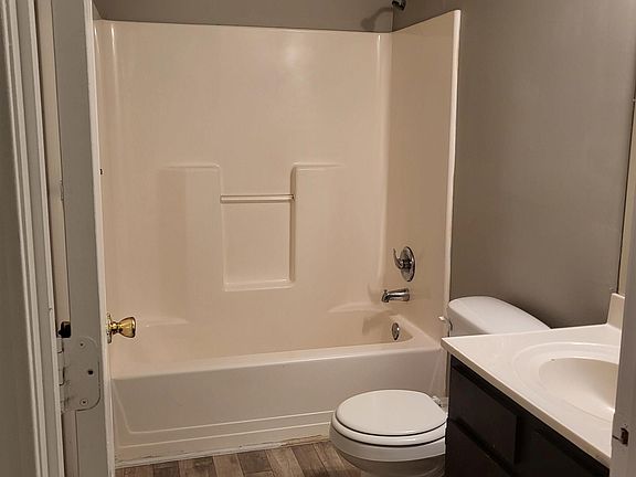 4th image of 10000 Snively Ave APT 201
