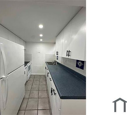 3rd image of 8295 NE Miami Ct APT 2