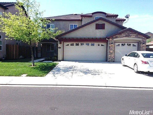 1828 Piedmont Dr photo 1