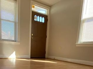 916 S 58th St #1, Philadelphia, PA 19143