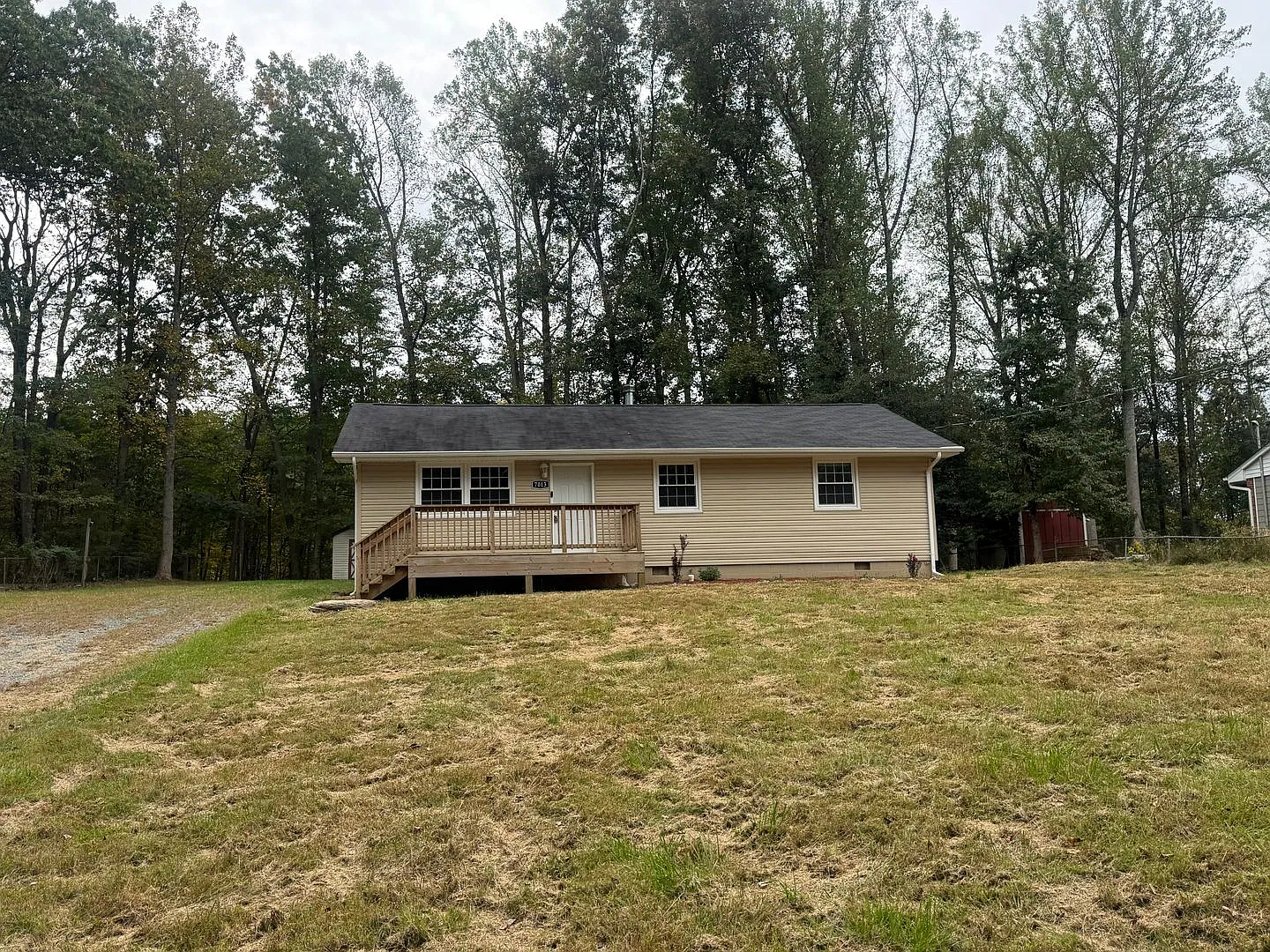 7013 Trails End Rd — Photo 2
