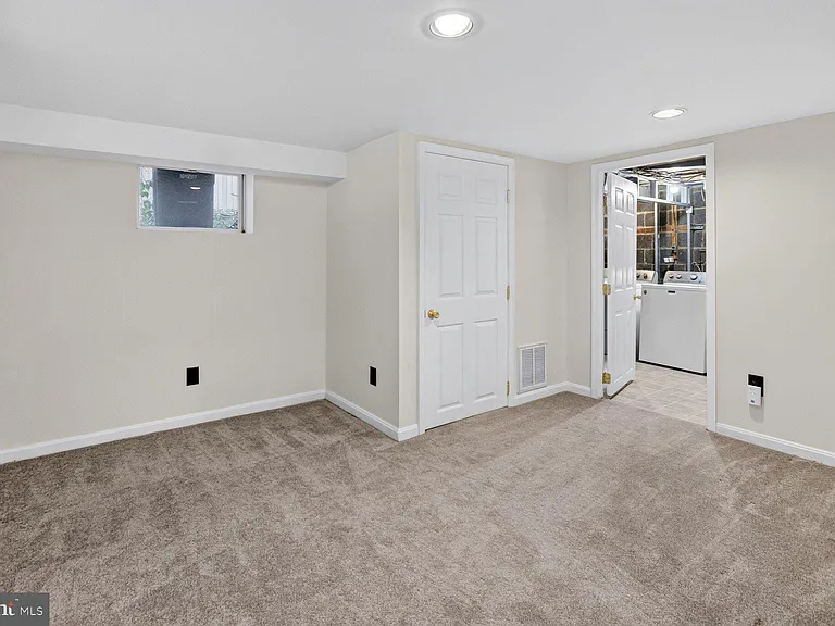 23 Underwood Pl — Photo 13