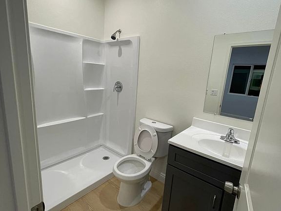 4th image of 12341 Rea Cir
