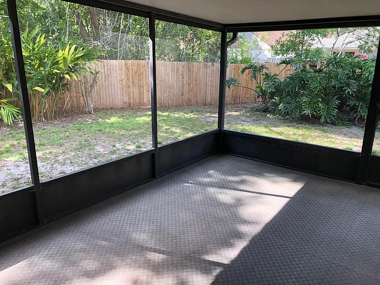 11813 Hickorynut Dr — Photo 18