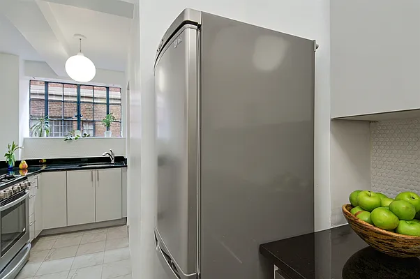 Sold by Corcoran | media 8