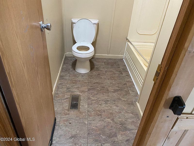 4th image of 70 Fitzpatrick Drive
