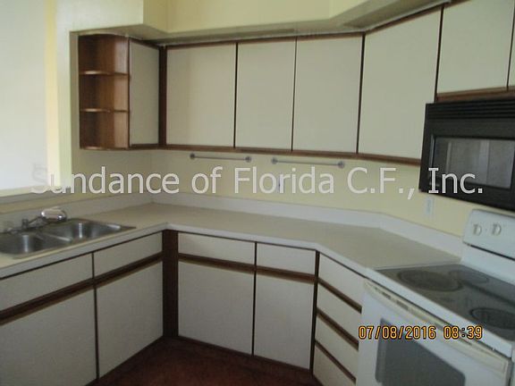 5th image of 274 Satinwood Cir