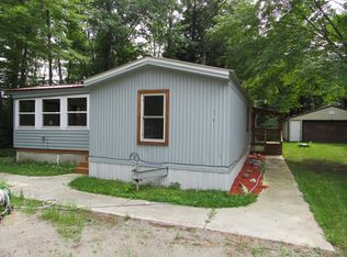 N10672 Rasmussen Dr, Wausaukee, WI 54177