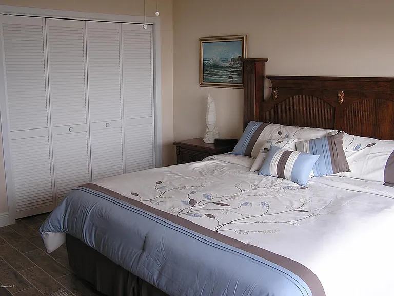 5 Sunflower St #10 — Photo 20