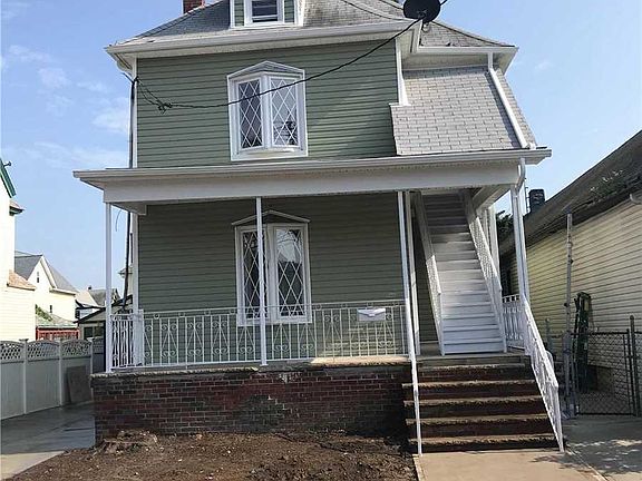 2nd image of 10222 92nd Ave