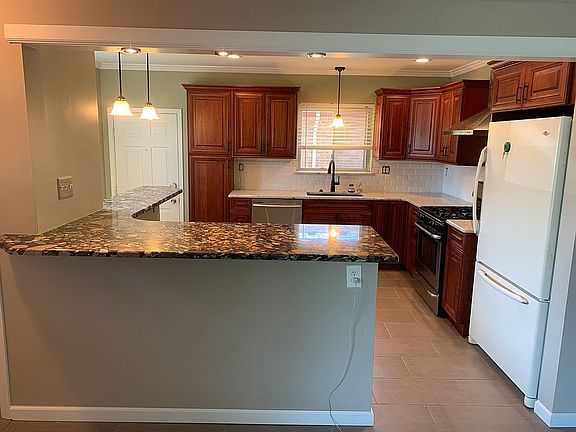 2nd image of 21641 Winshall St