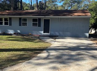 1732 4th St SE, Moultrie, GA 31768