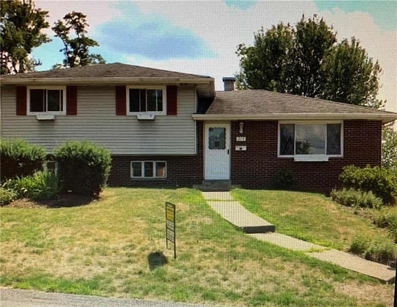 1st image of 215 Shannon Heights Dr