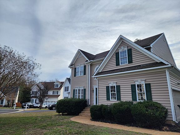 2nd image of 9517 Pine Trails Ct