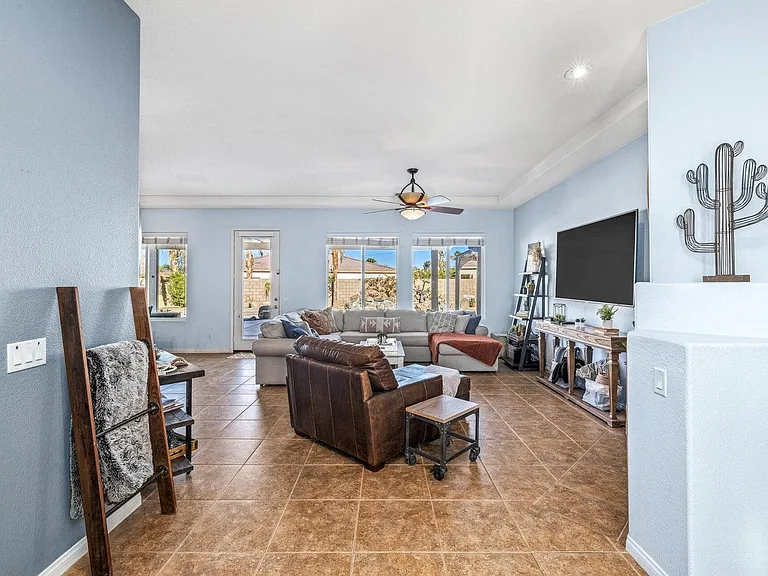 79704 Castille Dr — Photo 38
