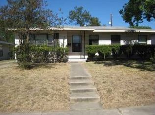 435 Laurelwood Dr, San Antonio, TX 78213