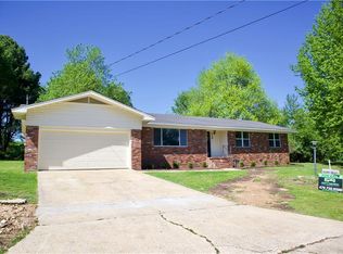 110 Edgewood Ave, Springdale, AR 72764